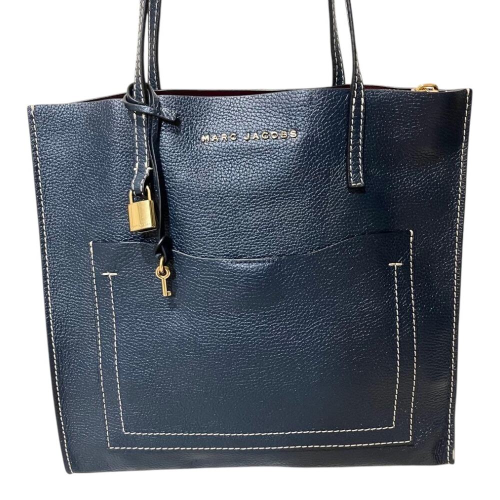 Marc Jacobs Navy Pebbled Leather Tote – Gold Lock & Key – Contrast Stitching